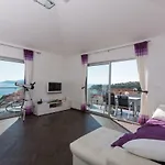 Apartment White Tribunj (Sibenik-Knin)