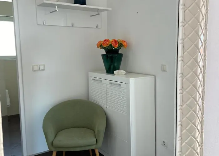 Apartamento White Tribalj